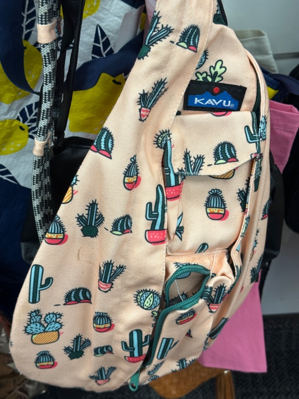 KAVU Women's Rope Bag Prickle Cactus Print Canvas Sling Backpack Zip Hiking NWOT